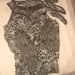 Leopard print top